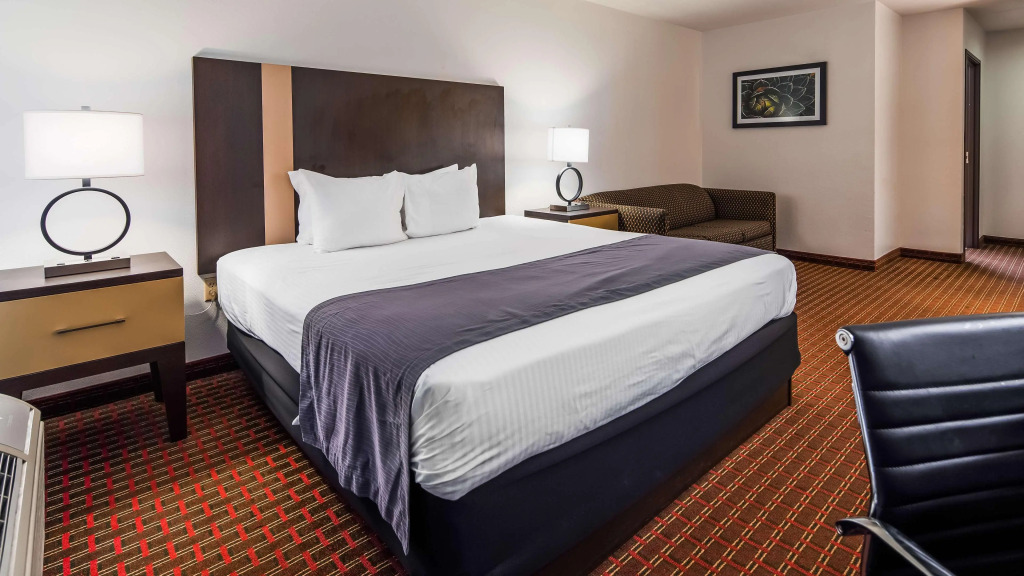 Best Western Inn & Suites