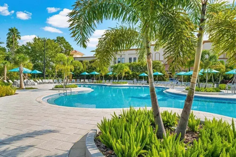 Vista Cay Swanky
