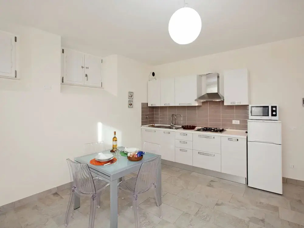 Historic Holiday Home in San Vincenzo near Beach