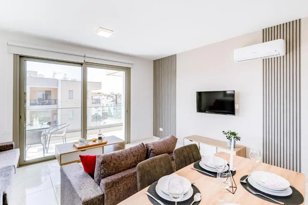 Adolina One Bedroom Apartment 104 by Ezoria
