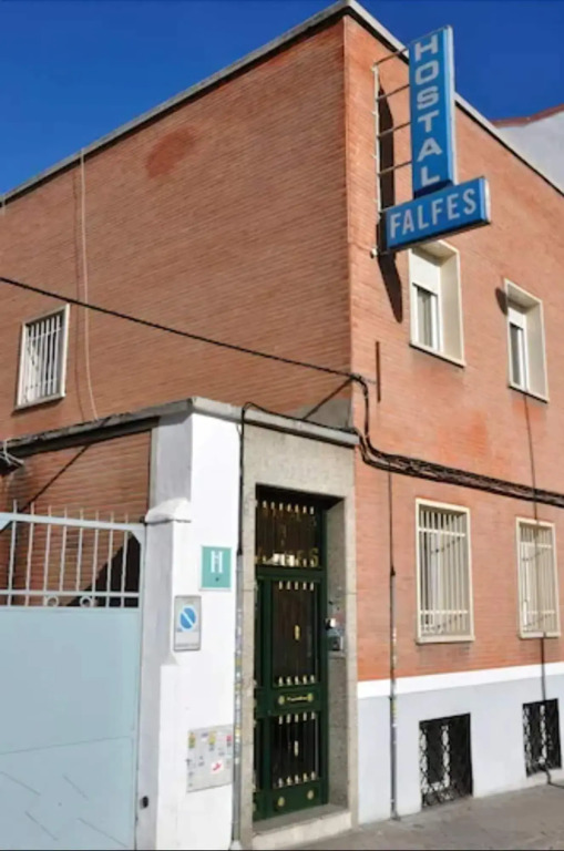 Hostal Falfes