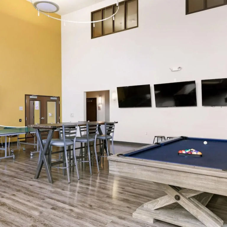 Kasa Relax With the Family in Westown Neighborhood Milwaukee