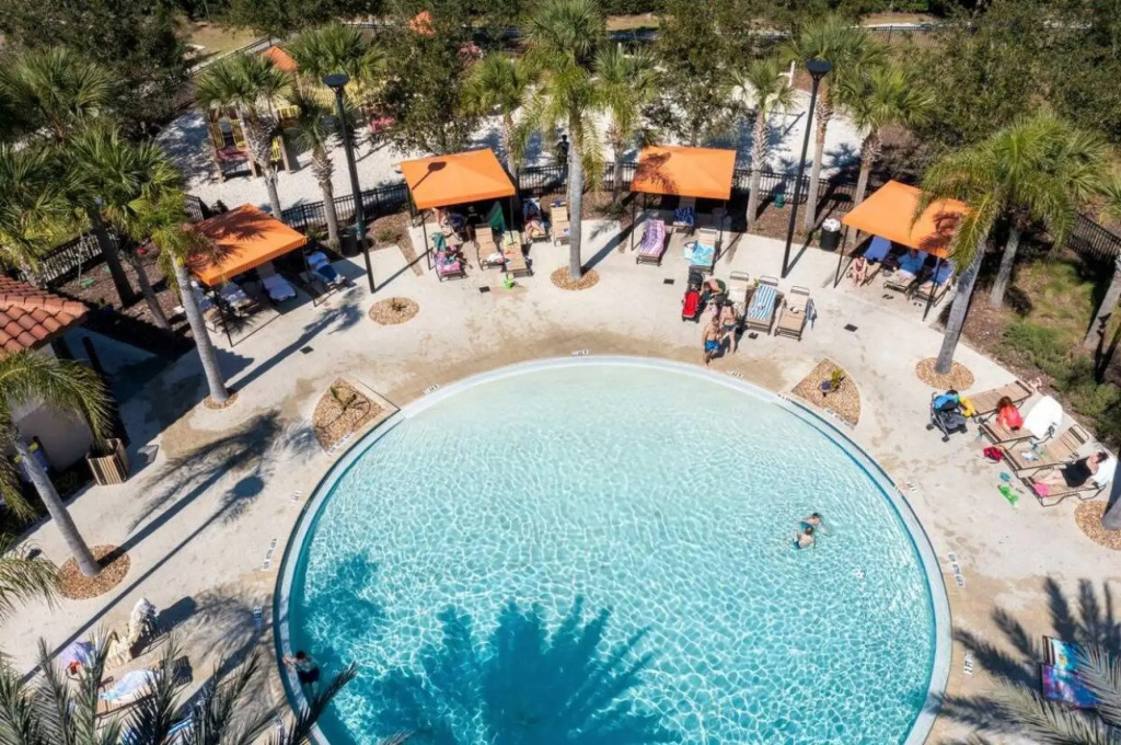 Amazing 6 Bedrooms5 BathPool at Solterra Resort