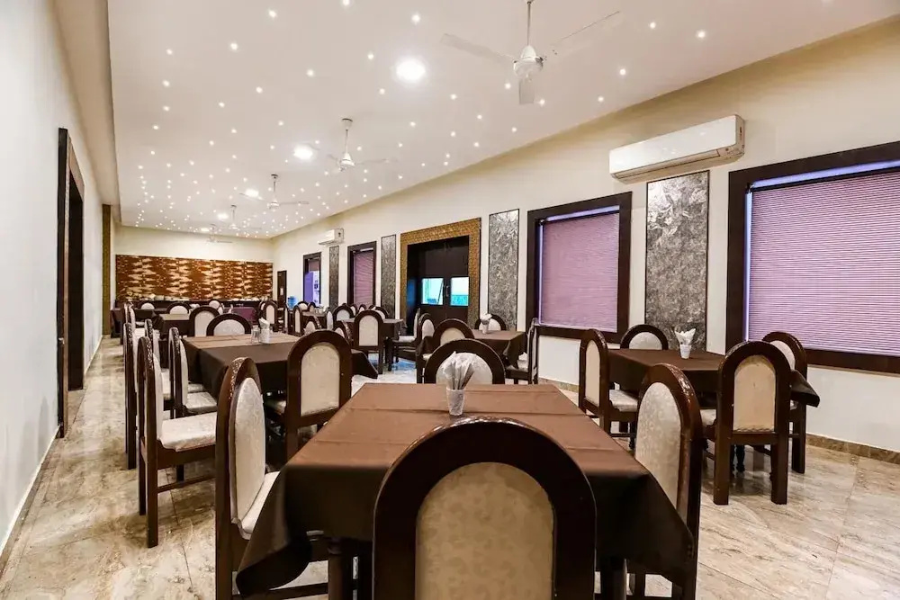 Hotel Surpin Palace
