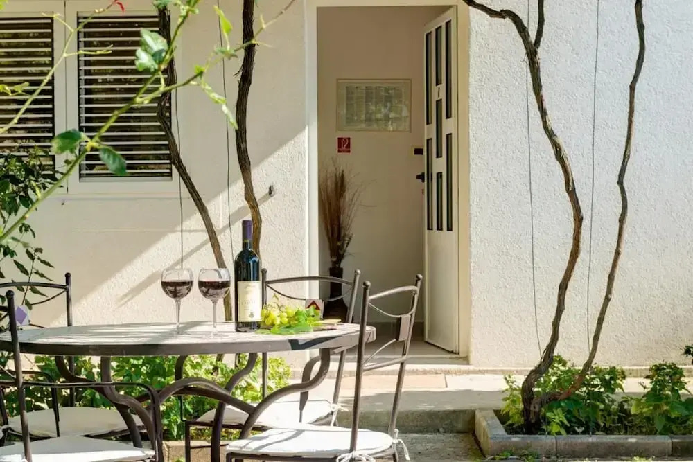 Apartment Tafra 4