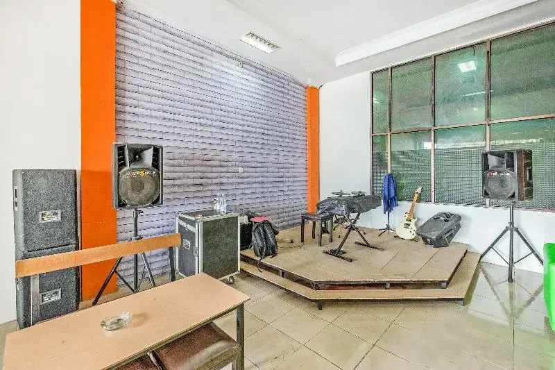 OYO 1906 Zhafira Guest House Syariah