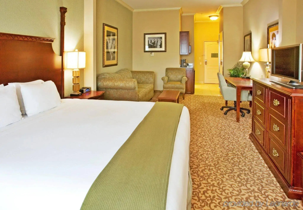 Holiday Inn Express Hotel & Suites Dallas NE - Allen by IHG
