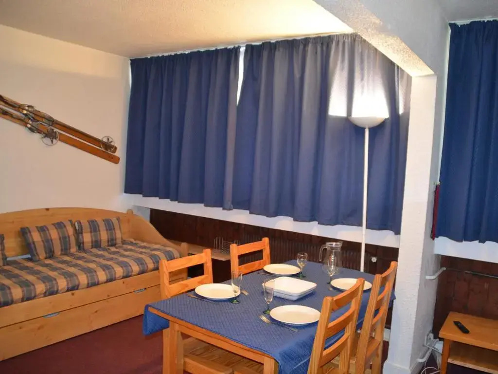 Appartement Les Menuires, 1 pièce, 4 personnes - FR-1-452-233