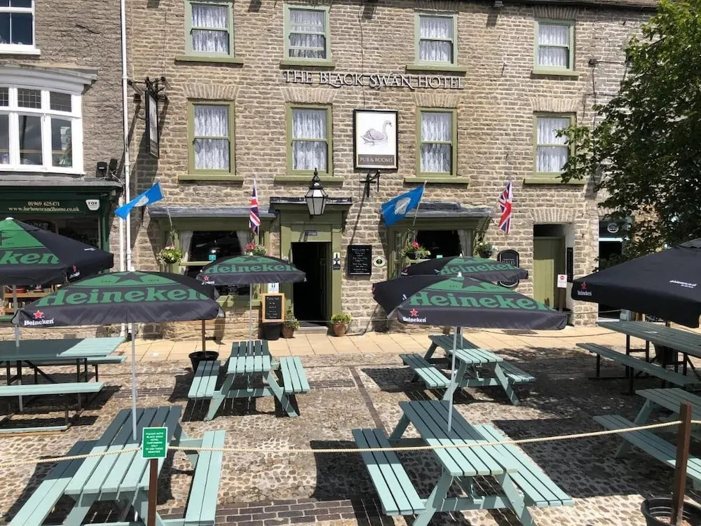 Black Swan Inn