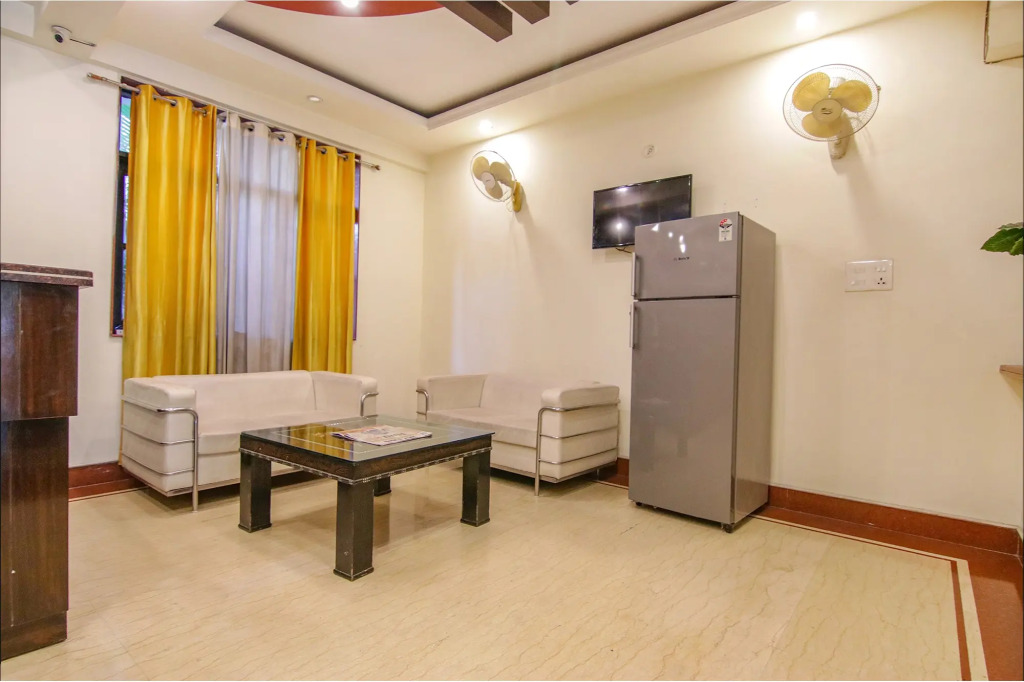 Fabhotel City Palace
