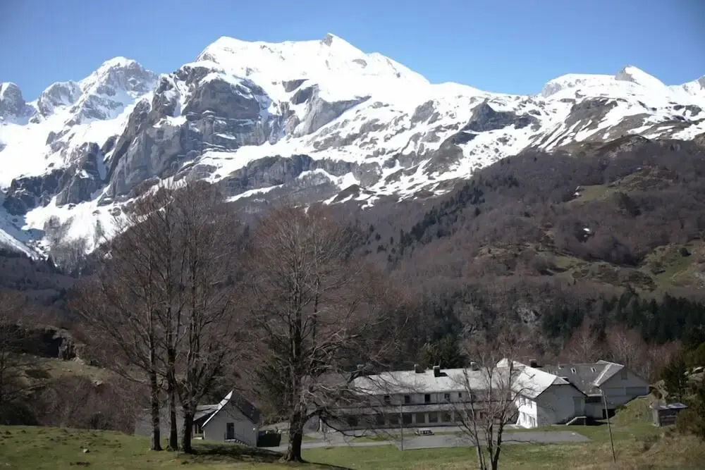 Association Peyranère - Hostel