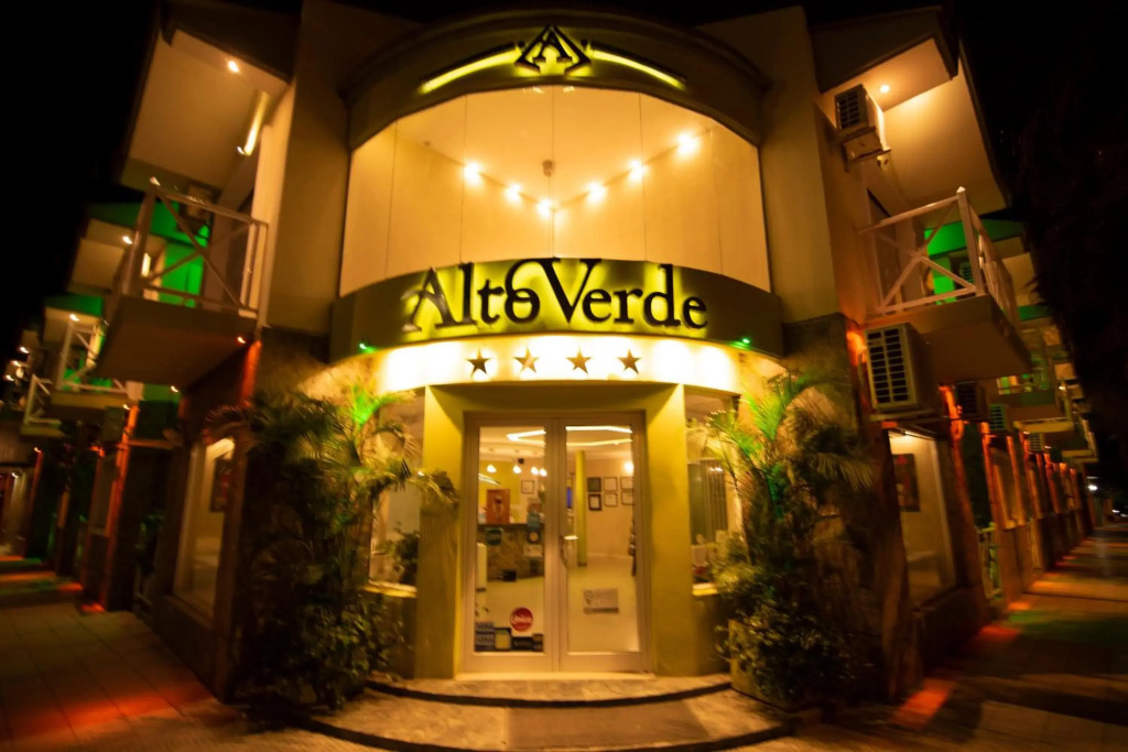 Hotel Alto Verde