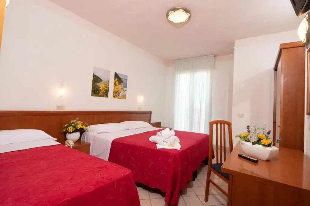 Hotel Acrux