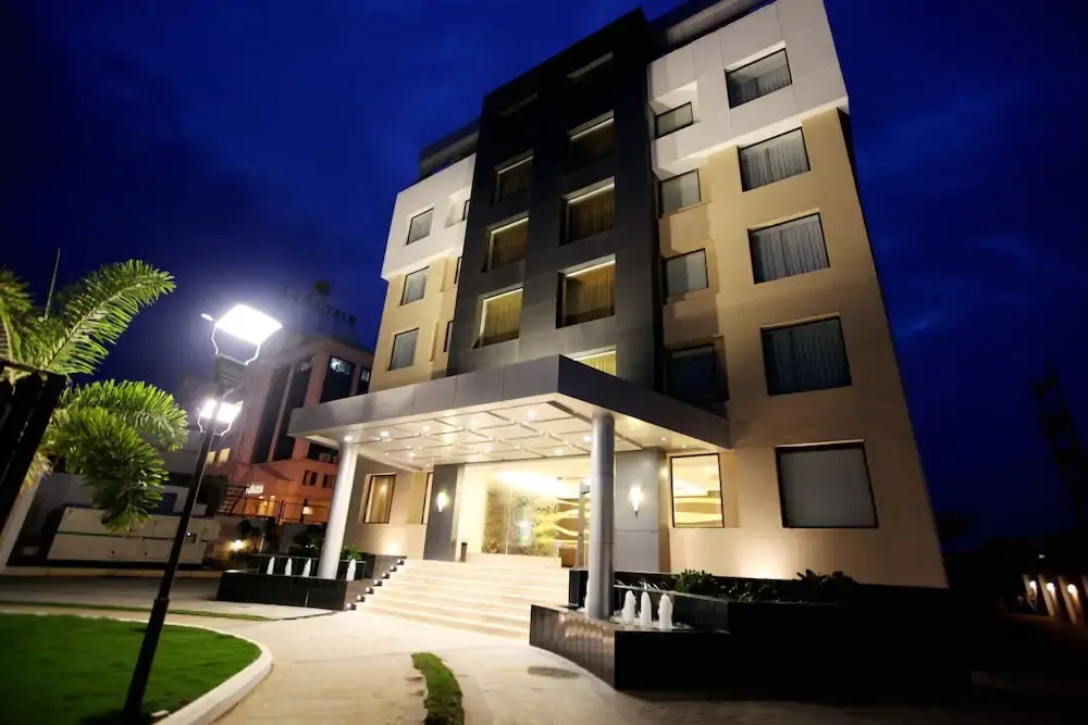 Vinstar Serviced Apartments