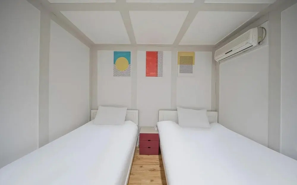 Hue Motel