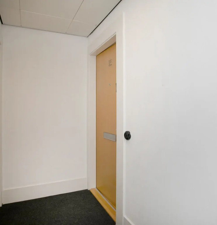 Spacious 2 Bed Parking Close To Centre