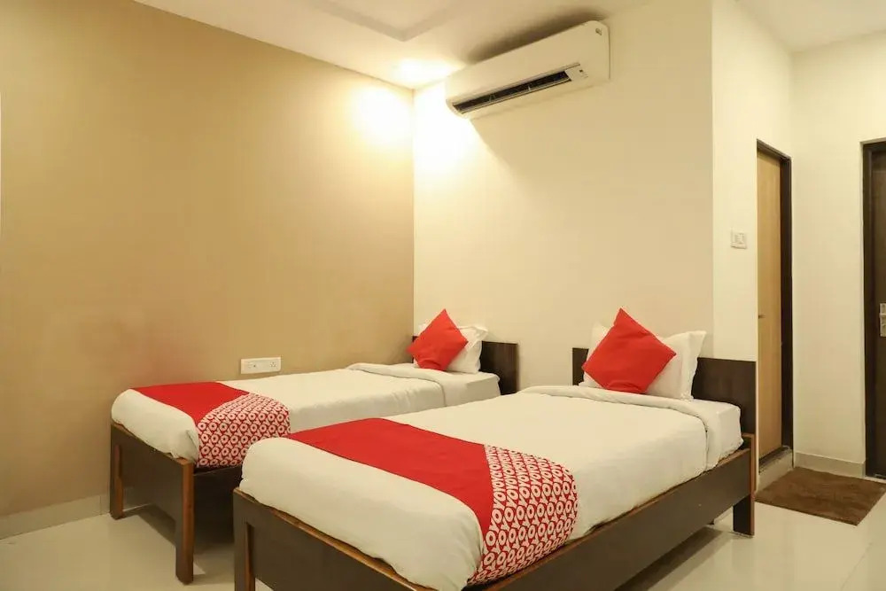 Oyo 23541 Vijay Shanta Hospitality