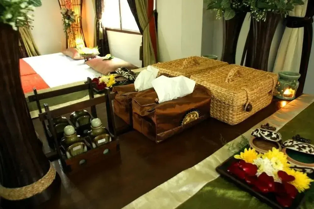 Naruncha Massage House