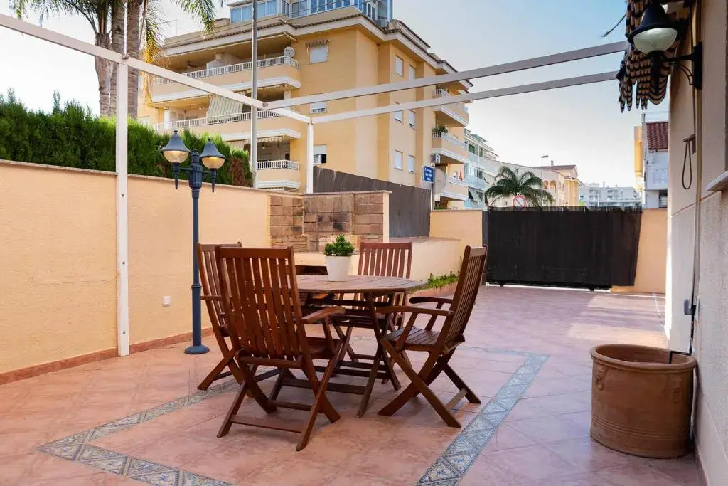 Apartamento planta baja en playa Canet de Berenguer
