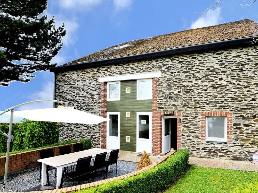Garden-view Holiday Home in La Roche-en-ardenne