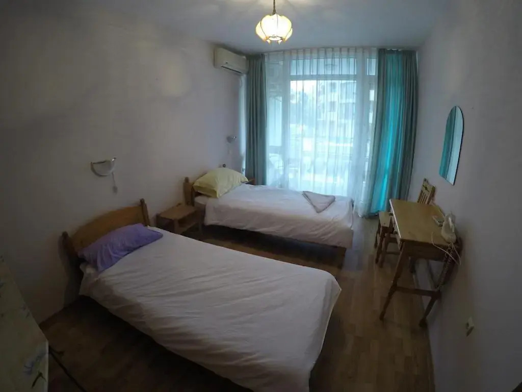 3 bedroom apt Sunny beach Beach elite 1