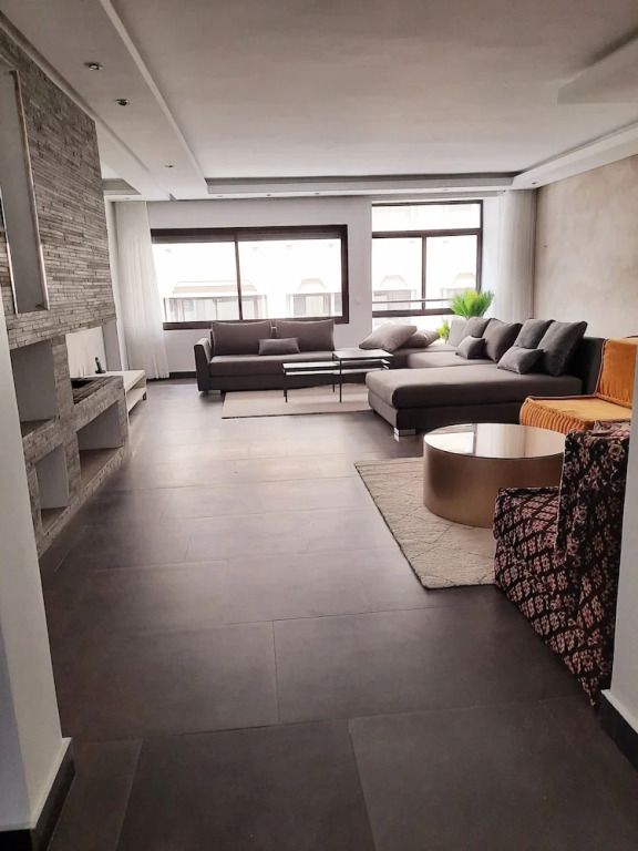 Grey 1