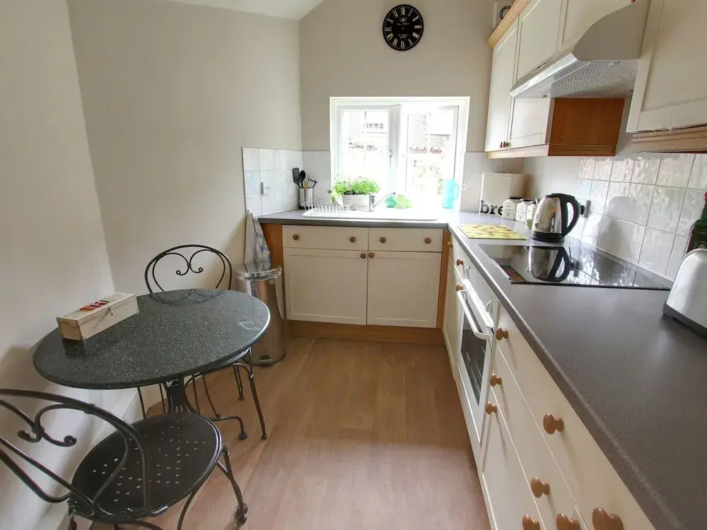 Ideal 2-bedroom Holiday Home in Goudhurst With Balcony