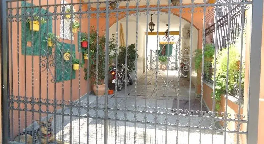 Chimbas Hostel