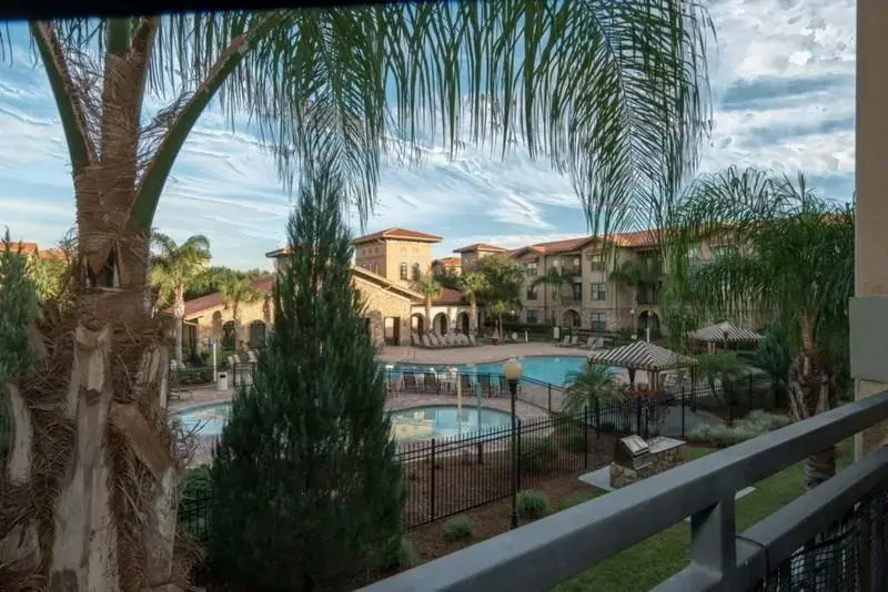 906 Charo Parkway Unit 422 2 Bedrooms, 2 Bathrooms