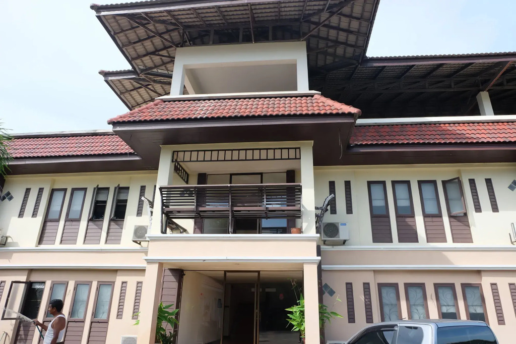 Royal Princess City Lamphun Hotel