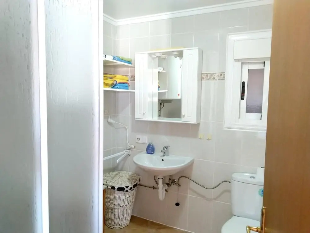 House With 2 Bedrooms in El Chaparral, With Wonderful sea View, Privat