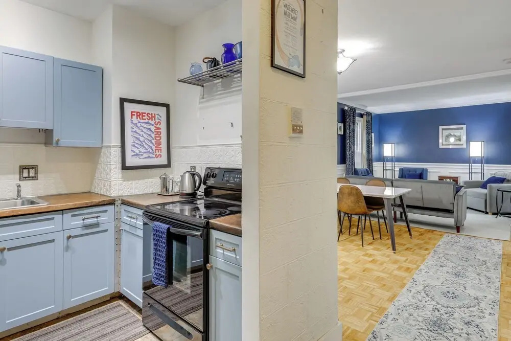 1 Mi to Dtwn Providence: East Side Retreat!