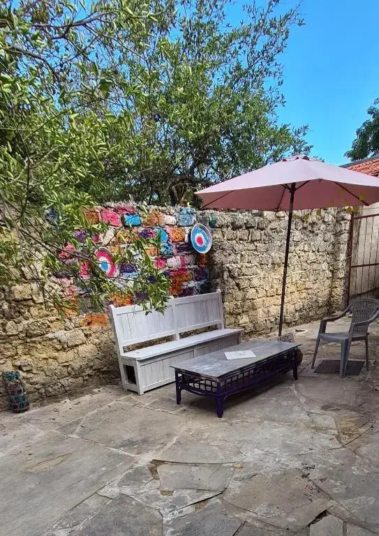 Creek paradise cottage
