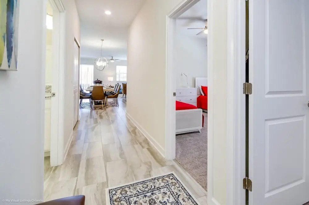 5 Bedroom House for 10 at Storey Lake