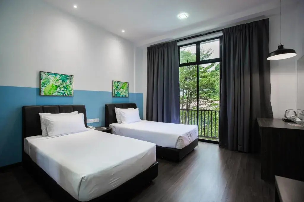 Sayong Resort