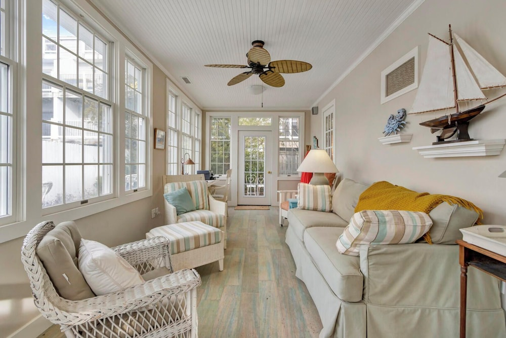 Seagull Drive 38747