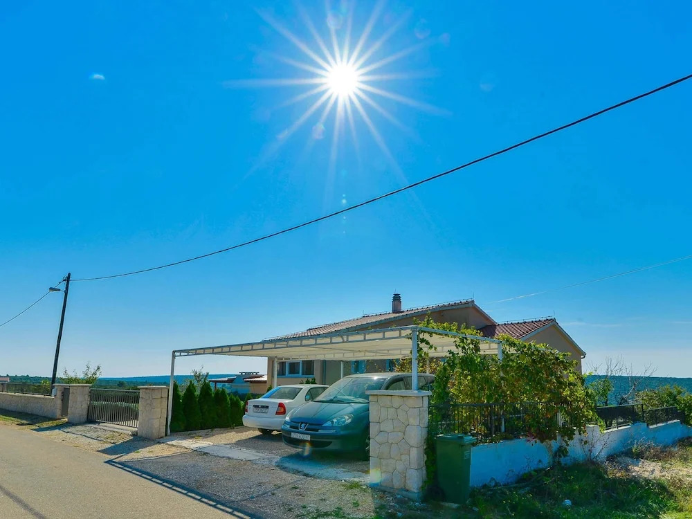 Villa in Debeljak with Private Pool
