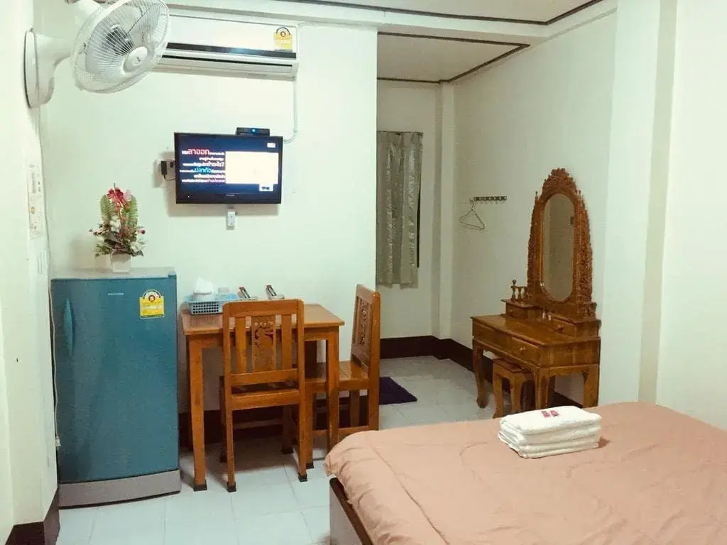 Khong Chiam Place