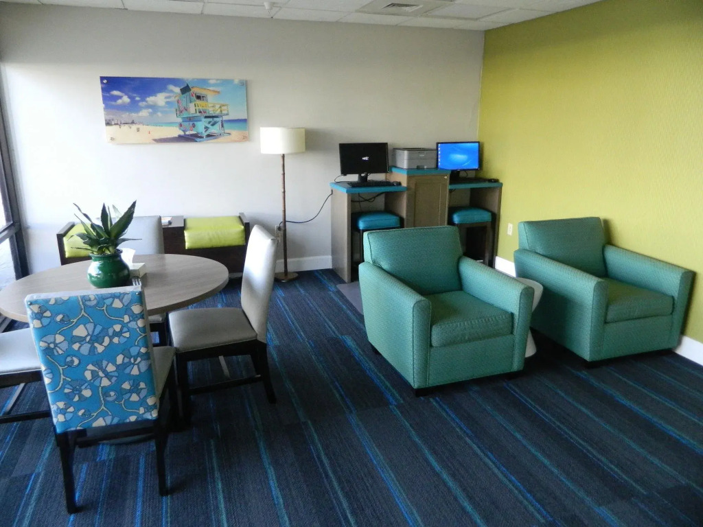 Tropical Winds Resort Hotel