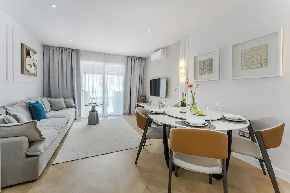 SeaShell Suites