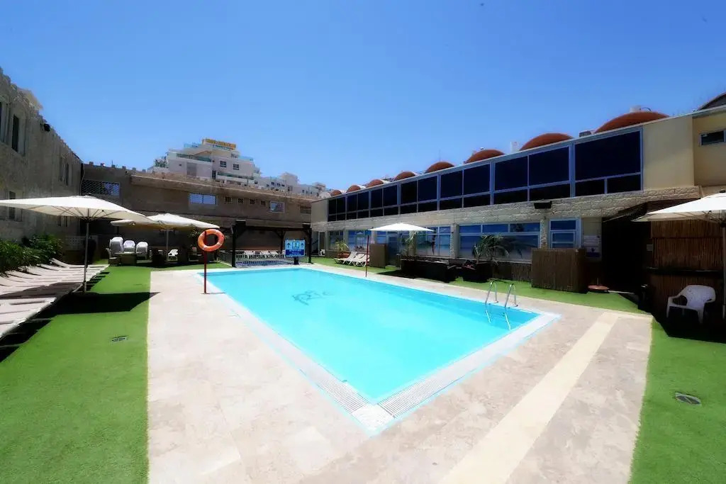 Be Center Hotel