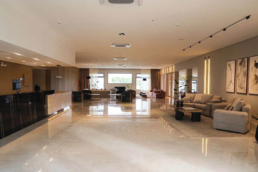 Howard Johnson Hotel, Spa & Convention Center Bahia Blanca