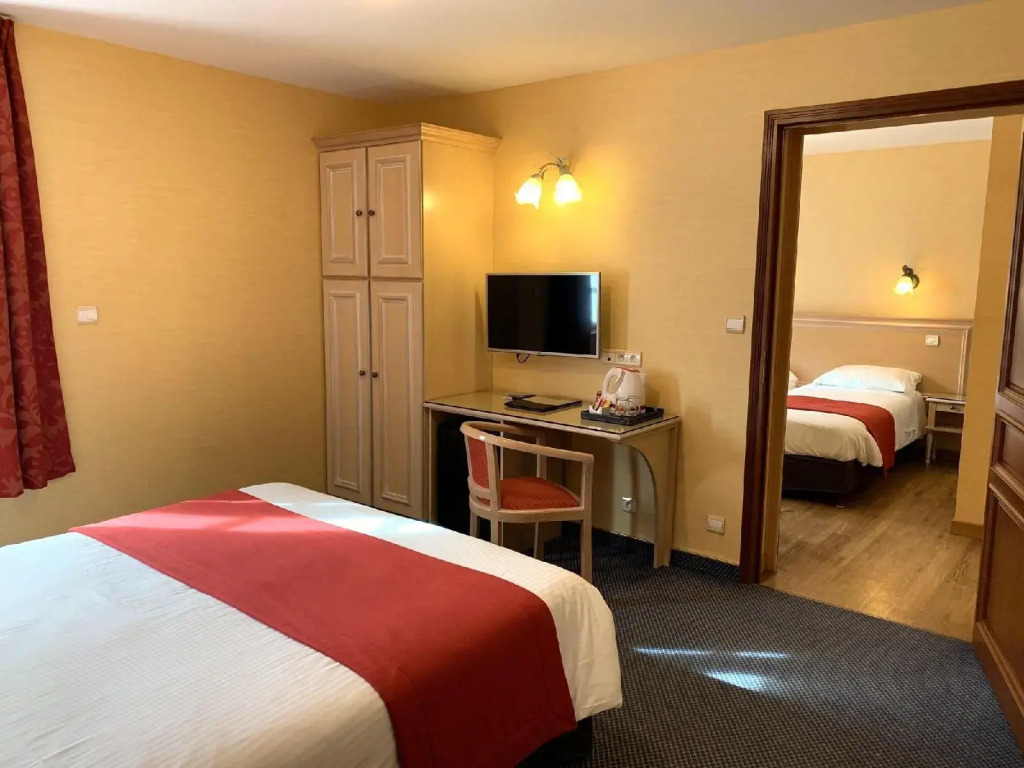 Hôtel LEscale - Piscine & SPA