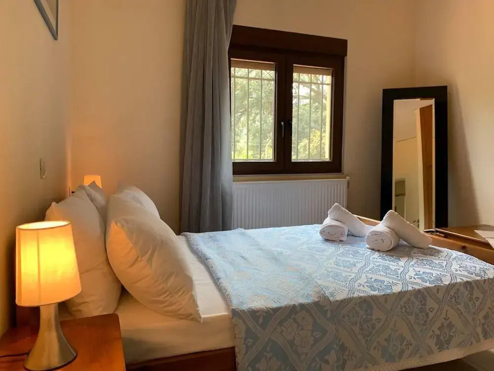 Stunning 3-bedroom Villa Near Malia Beach