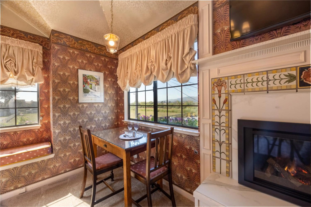 Mill Rose Inn