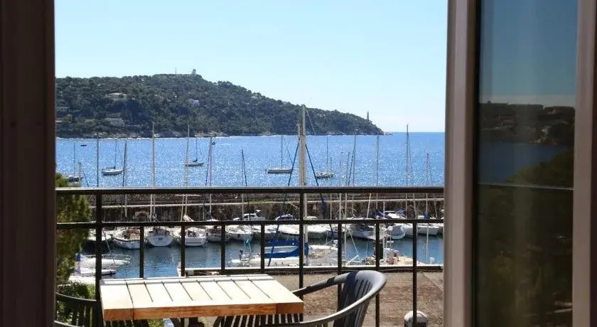 Hotel De La Darse