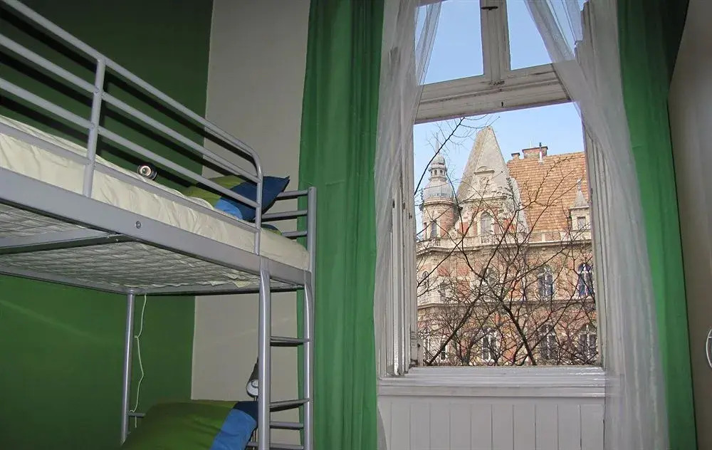 Friends Hostel & Apartments