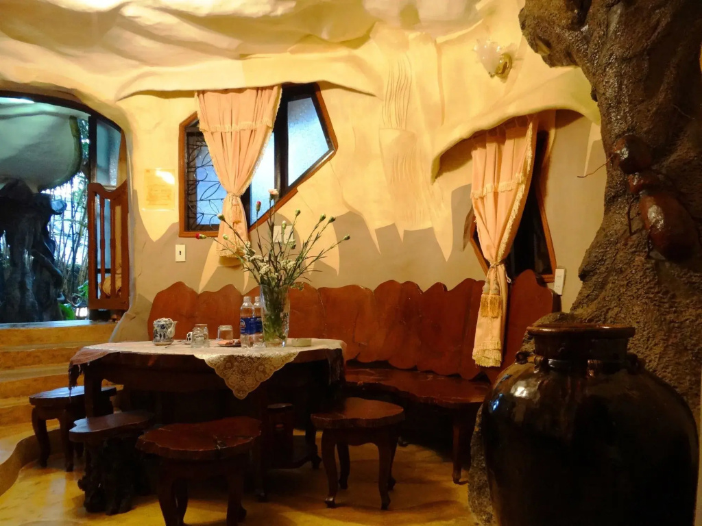 Crazy House