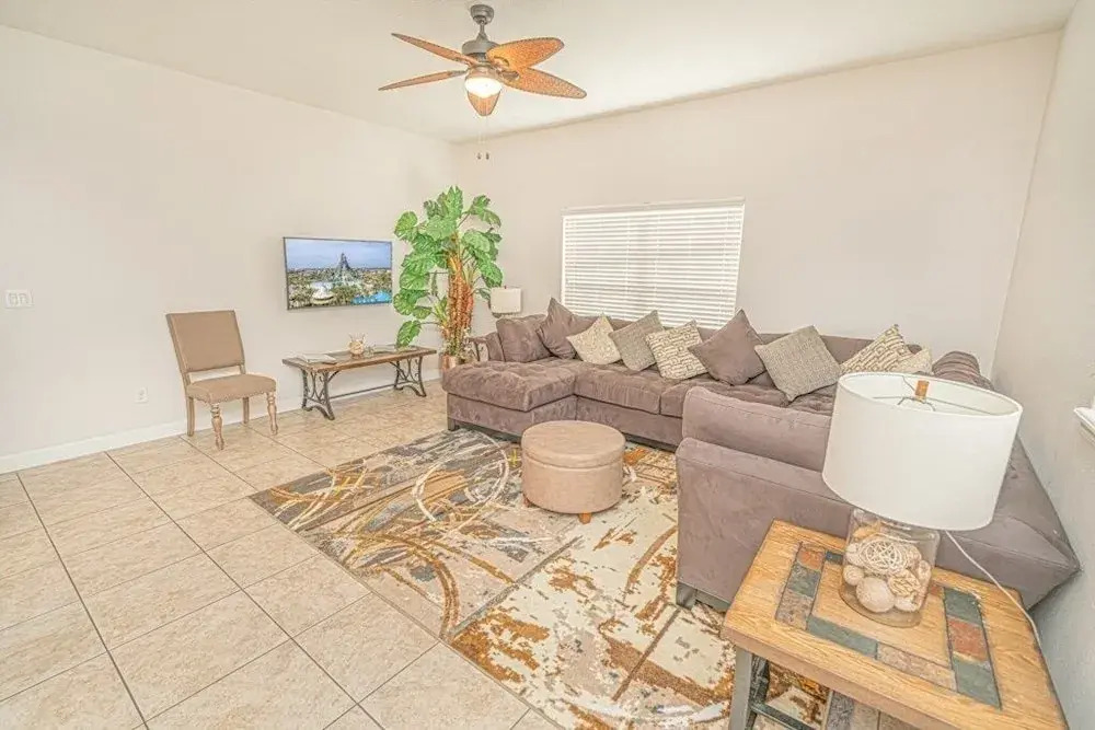 Pp964or 5 Bedroom Townhouse