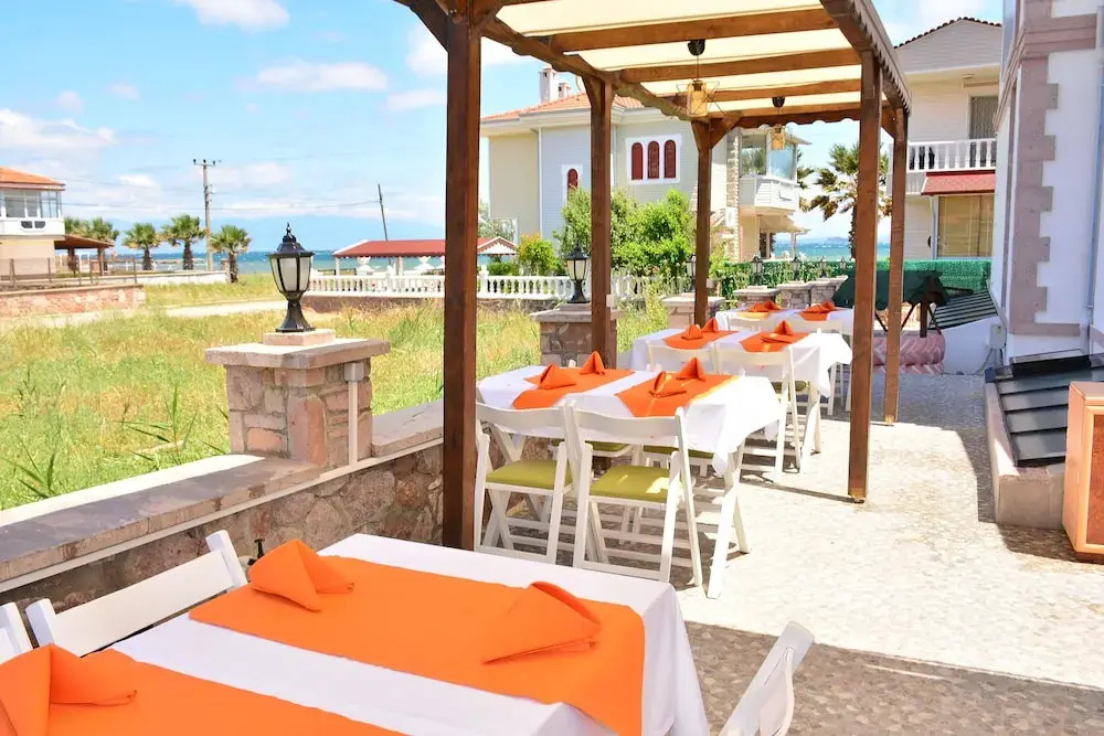 Cunda Flamingo Otel